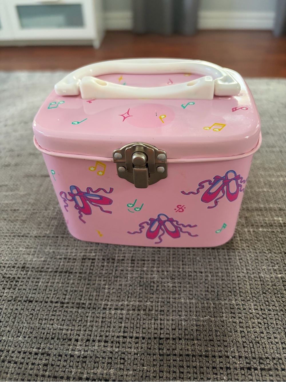 Vintage Hello Kitty 1996 Sanrio Petite Plie Ballet Shoes Tin Metal Carrying Case